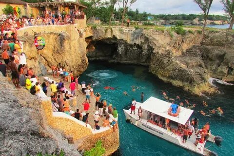 Negril Beach Experience with Margaritaville and Rick's Cafe 