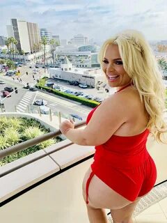 Trisha Paytas в Твиттере: "I’ve been living in this "playtim