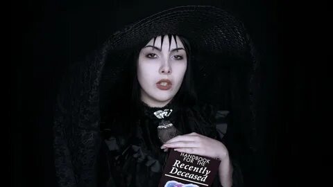 Lydia Deetz Halloween Makeup Tutorial - YouTube