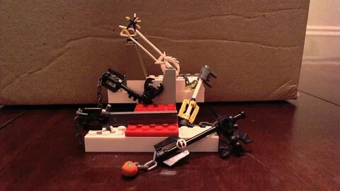 Lego Keyblades Kingdom Hearts - Including Oathkeeper Fenrir 