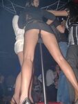 Девки без трусов в клубе (80 фото) - порно фото