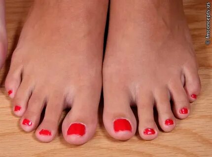 Summer Gentry Feet (12 photos) - celebrity-feet.com