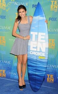 Нина Добрев (Nina Dobrev) на церемонии Teen Choice Awards в 