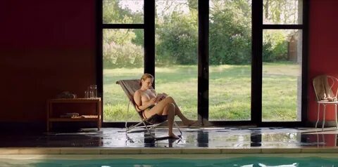 Nude video celebs " Camille Razat nude - De l'eau dans les y
