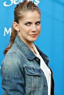 The Hottest Anna Chlumsky Photos Around The Net - 12thBlog