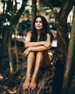 Bárbara de Regil's Feet wikiFeet