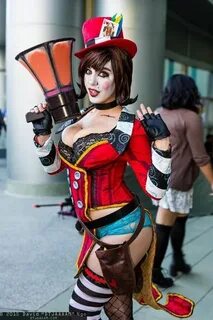 Miss Moxxisborderlands Cosplay Related Keywords & Suggestion