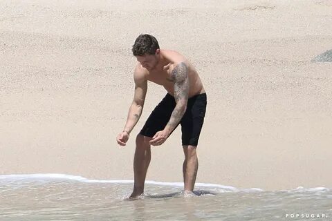 Shirtless Ryan Phillippe in Mexico Pictures 2018 POPSUGAR Ce