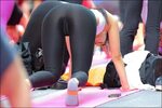 Massive yoga backtoe - Free cameltoe pictures