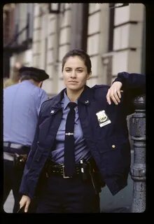 NYPD Blue': The Top 4 Episodes to Stream on Hulu