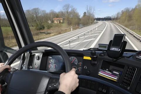 BFM Truck drivers rally for change - BFM