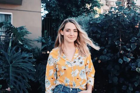 Katelyn Tarver talks music, challenges, moving to LA and act