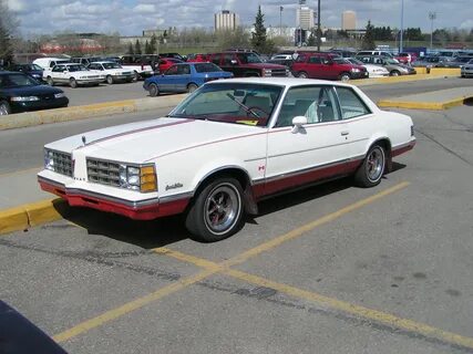 File:1978 Pontiac Grand LeMans (3102858528).jpg - Wikimedia 