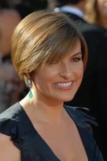 Ask a Hairstylist: The Best Short Bob Haircuts for Fine, Fla
