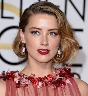 Amber Heard unremarkable at the 2016 Golden Globes Penteados