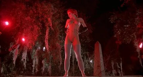 The Return of The Living Dead 1985 Bond girls, Slasher film,