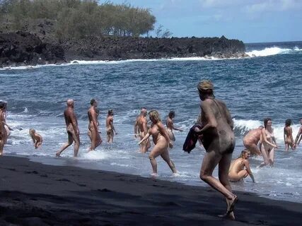 Hawaii Nudist and Gay Beaches (Oahu and the Big Island) -- U