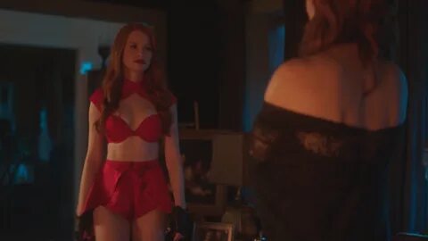 Redhaired Beauty Madelaine Petsch Displaying Her Immaculate 