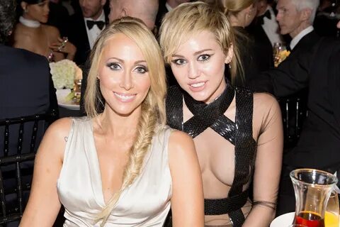 Miley Cyrus Wedding Rumors: Tish Cyrus Confirms She's Not Ma