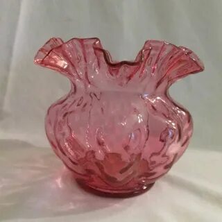 Fenton Rose Bowl Vase Cranberry Melon Shaped Ruffled Edged E