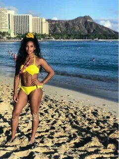 Bianca Belair In Hawaii 😍 Swimwear, Bikinis, Wrestler