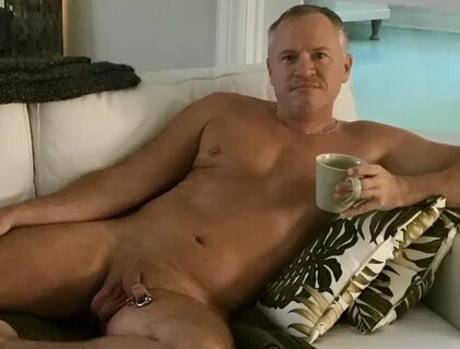 https://nudetits.org/hot+naked+dads