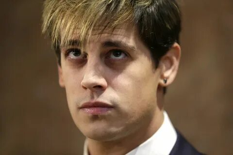 Breitbart's Milo Yiannopoulos resigns over past comments abo
