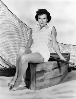 Betty White (born 1922) Betty white, White vintage, Betties