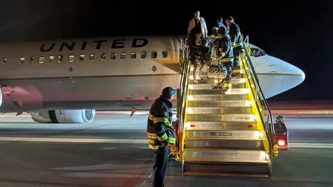 United flight makes rough landing at Denver airport, no inju