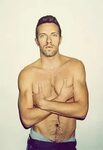 Free Chris Martin Also Looks Amazing Shirtless The Celebrity