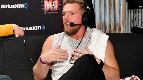Pat McAfee to join WWE as Friday Night SmackDown analyst