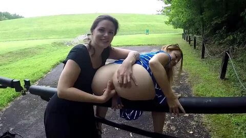 Public lesbian porn