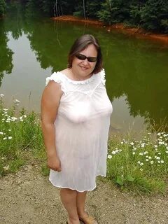 Bbw wife braless рџЌ"DOES YOUR WIFE DRESS LIKE A SLUT 11 - 121 photos