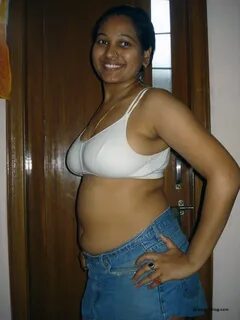 Indian bhabhi: Singapore malayali kerala girls women housewi