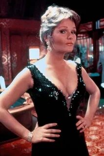 Valerie Perrine 10