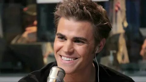 Sexy smile!! Paul wesley, Stefan salvatore, Paul wesley vamp