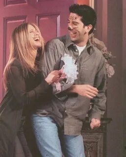 ross and rachel, david schwimmer and rachel green - image #8