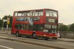 File:London Bus route 172 on Waterloo Bridge.jpg - Wikimedia