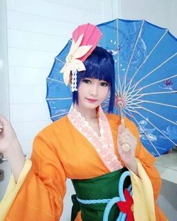 Kagura cosplay