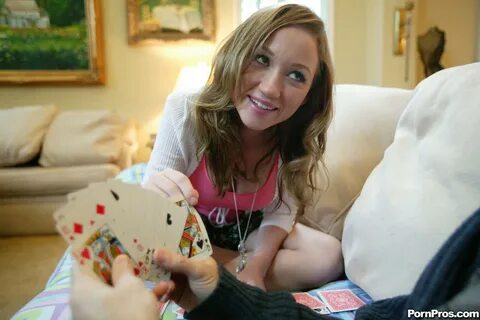 Madison Scott fucks grandpa over poker - Pichunter