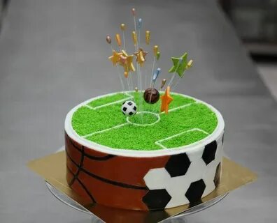 "Futball" cake! I like it! Small birthday cakes, Sports birt