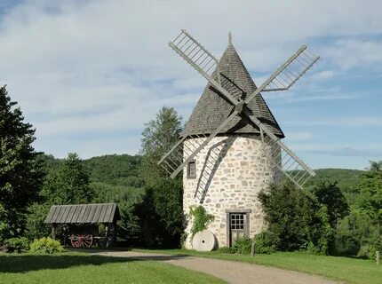 File:Moulin à vent, Saint-Paulin.jpg - Wikimedia Commons