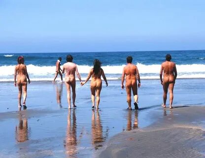 Cuevas cracks down on nudism Costa News