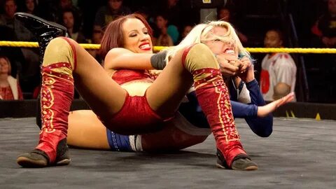 WWE NXT 1/8/15: Sasha Banks vs Alexa Bliss Wwe, Girls rules,