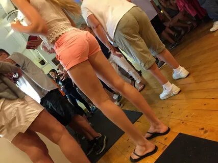 Creep shot Thread? - /b/ - Random - 4archive.org