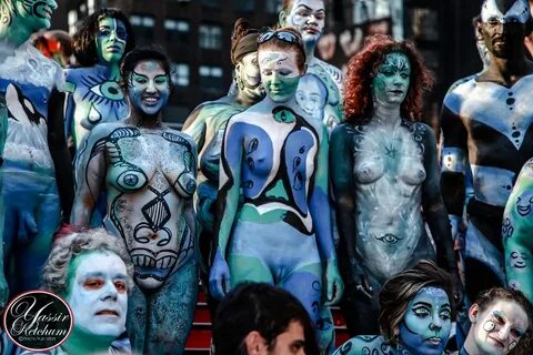 New York Body Paint Day 2014 30 artists painting 40 fully . 