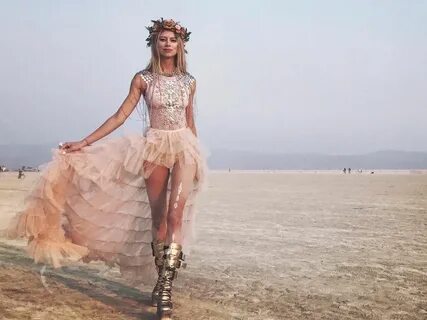 Burning Man fashion fresh off the playa. @kellilumi Burning 