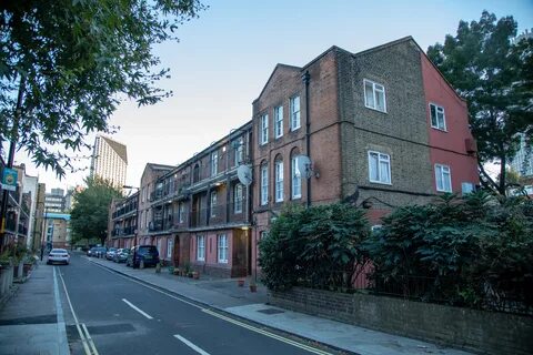 File:Albury House, Boyfield Street Estate.jpg - Wikimedia Co