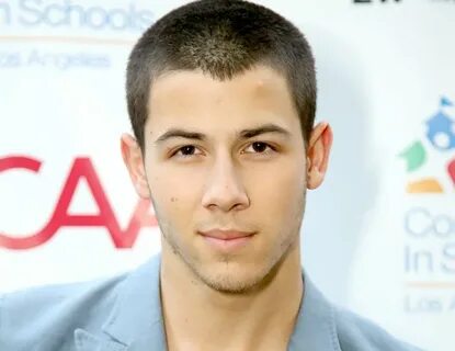 Nick Jonas'ın Saçlarının Evrimi insightyv.com
