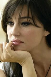 Monica Bellucci: Monica Bellucci Lips